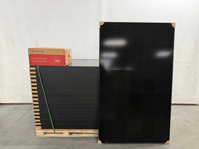 Bluesun - set van 36 zonnepanelen (440 wp) - goodwe 15 kw omvormer - afbeelding 1 van  9