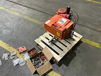 Blum - minipress msp - scharnierboormachine - afbeelding 1 van  6