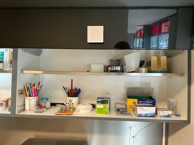 Blum wandkast - afbeelding 11 van  13