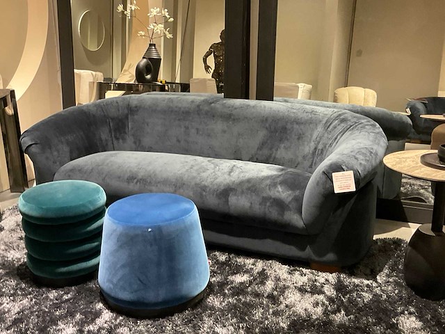 Blury sofa - afbeelding 6 van  13