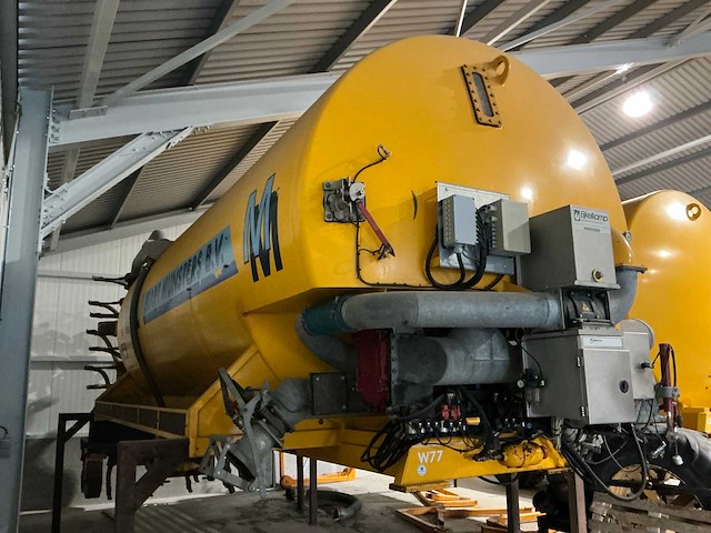 Blw - 2006 - 25m3 - mesttank - afbeelding 22 van  28