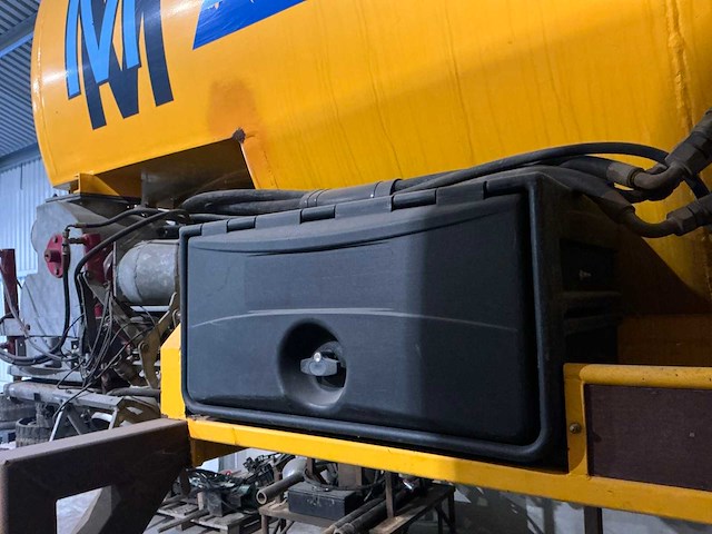 Blw - 2006 - 25m3 - mesttank - afbeelding 26 van  28