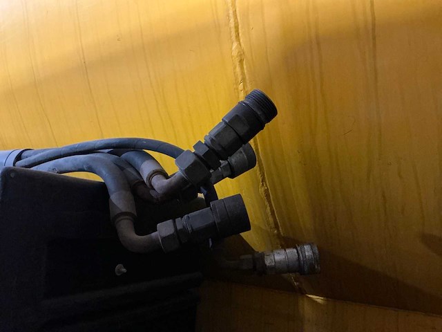 Blw - 2006 - 25m3 - mesttank - afbeelding 27 van  28