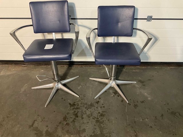 Bm bross kappersstoel (2x) - afbeelding 2 van  3