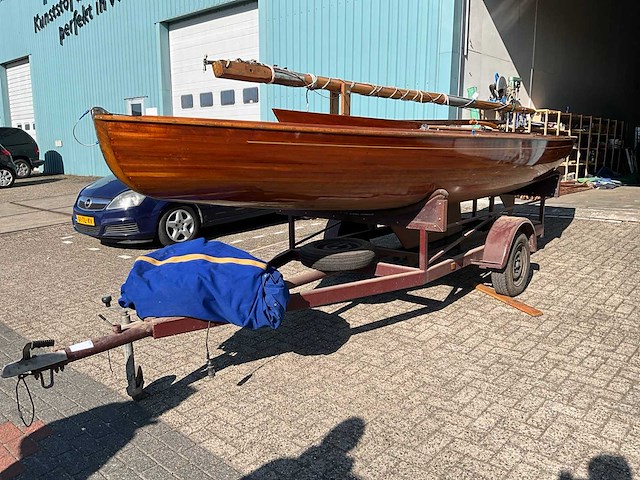 Bm'er - 16m² - klassieke zeilboot met trailer - afbeelding 1 van  10