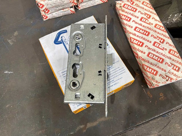 Bmh panikschloss inbouwslot (12x) - afbeelding 2 van  10