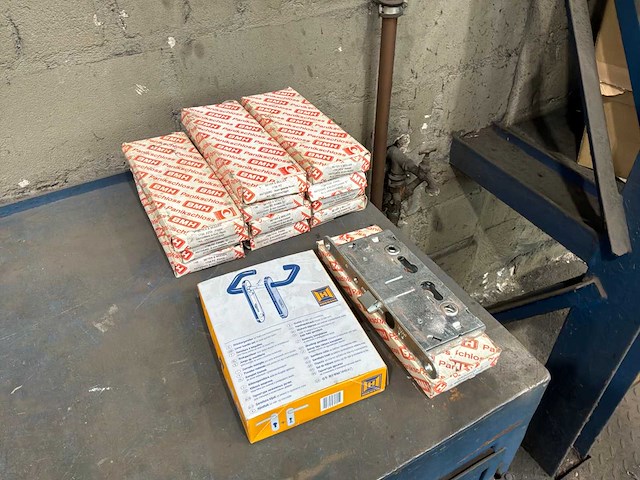 Bmh panikschloss inbouwslot (12x) - afbeelding 1 van  10