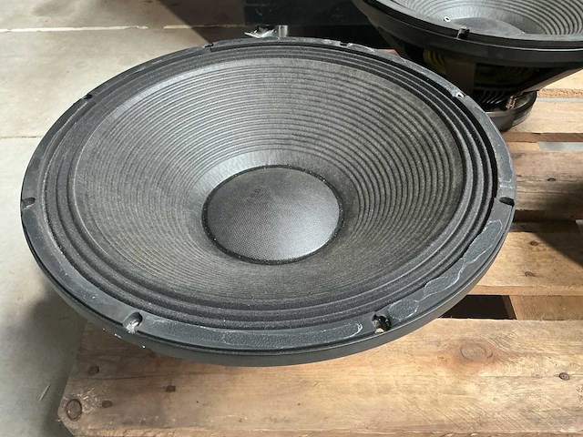 Bms 18s430 v2 luidspreker (4x) - afbeelding 2 van  7