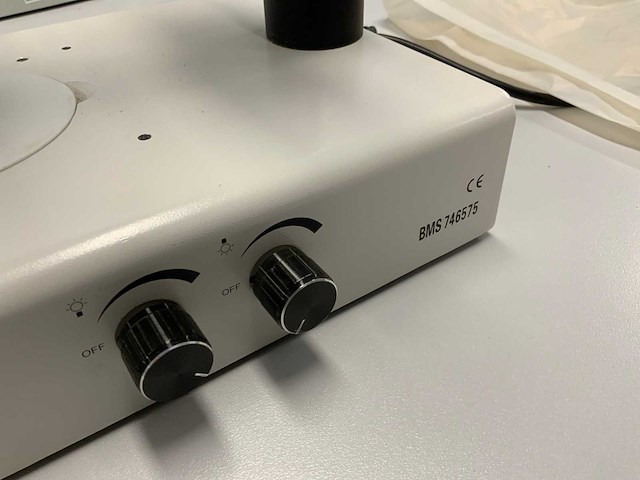 Bms 746575 microscope - afbeelding 5 van  5