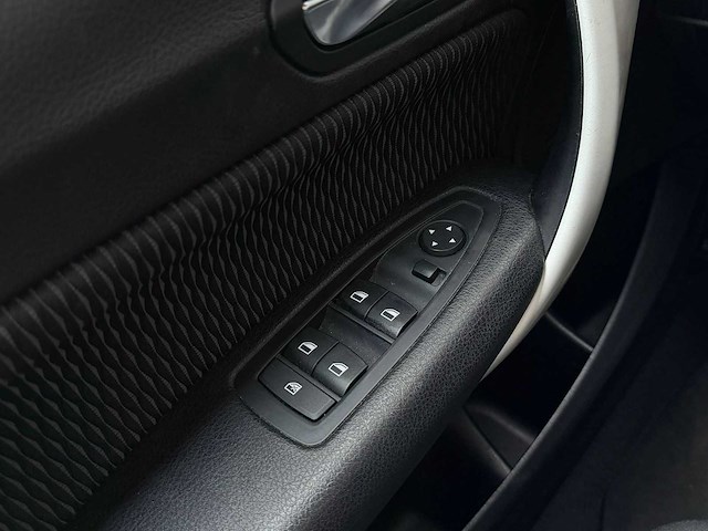 Bmw - 1-serie - 116i - car - 2014|s-229-pb|iaw - afbeelding 24 van  31