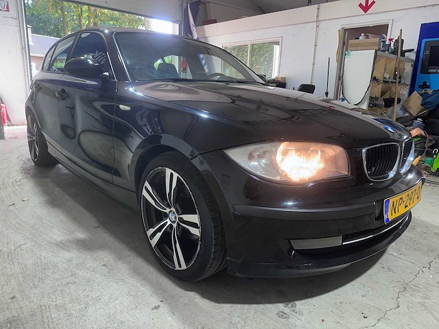 Bmw - 1-serie - 116i - np-297-d- 2008 - afbeelding 2 van  3