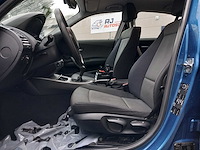 Bmw - 1-serie - 116i - personenauto - afbeelding 9 van  14
