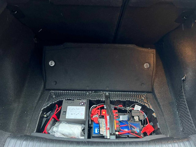 Bmw - 1-serie - 116i - personenauto - afbeelding 3 van  12