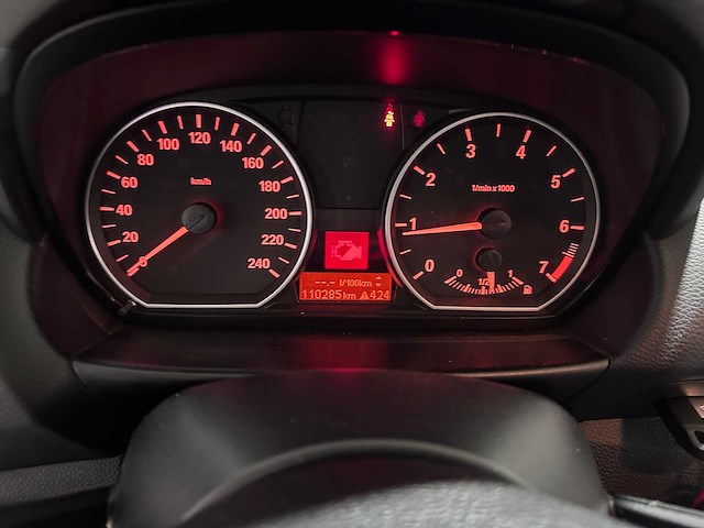 Bmw - 1-serie - 116i - t-252-nv - afbeelding 4 van  19