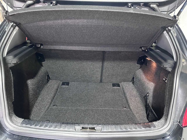 Bmw - 1-serie - 116i - t-252-nv - afbeelding 8 van  19