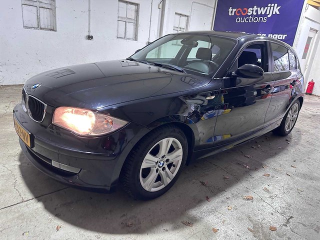 Bmw - 1-serie - 116i - t-252-nv - afbeelding 1 van  19