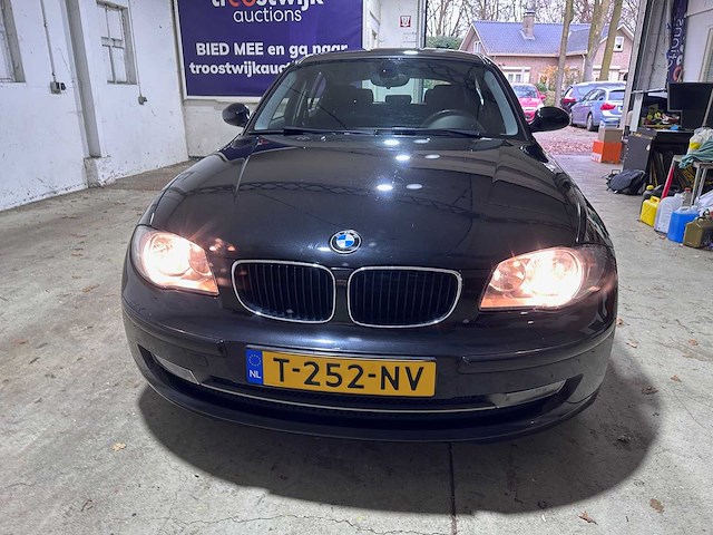 Bmw - 1-serie - 116i - t-252-nv - afbeelding 17 van  19
