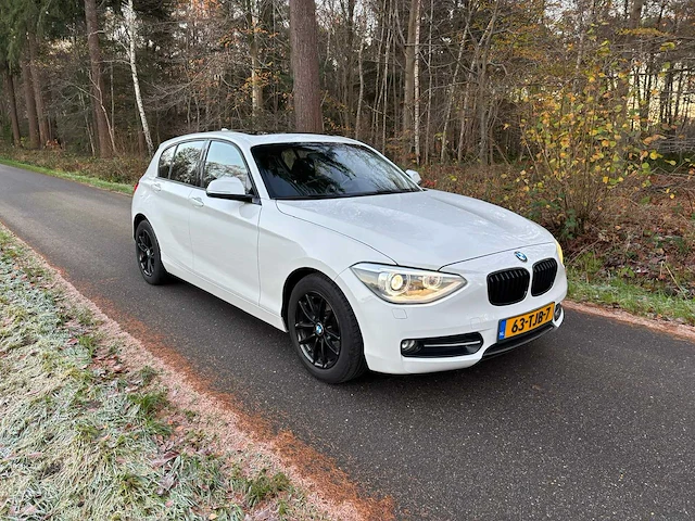Bmw - 1-serie - 116i business+ - 2012 - 63-tjb-7 - personenauto - afbeelding 21 van  26