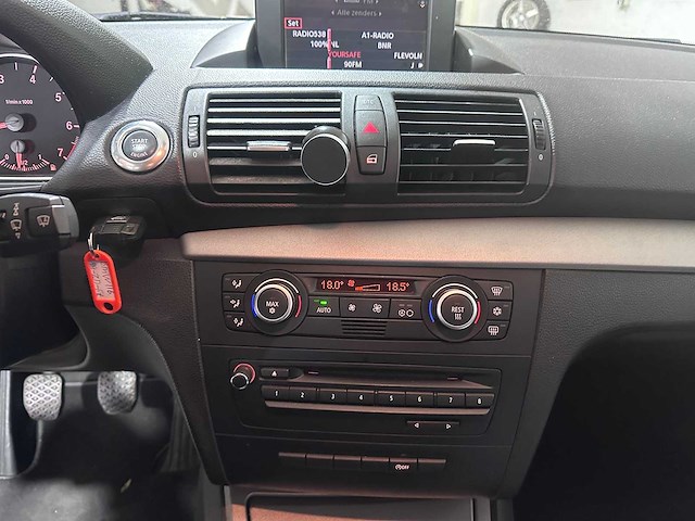 Bmw - 1-serie - 116i business line - 89-zd-ft- 2008 - afbeelding 4 van  20