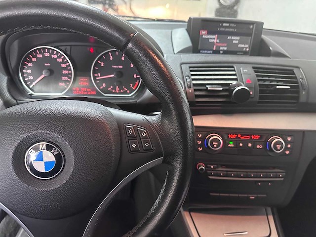 Bmw - 1-serie - 116i business line - 89-zd-ft- 2008 - afbeelding 19 van  20