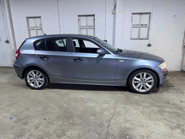 Bmw - 1-serie - 116i executive - j-590-st - afbeelding 18 van  21