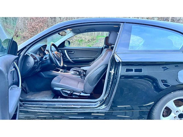 Bmw - 1-serie - 116i high executive - personenauto - afbeelding 6 van  18