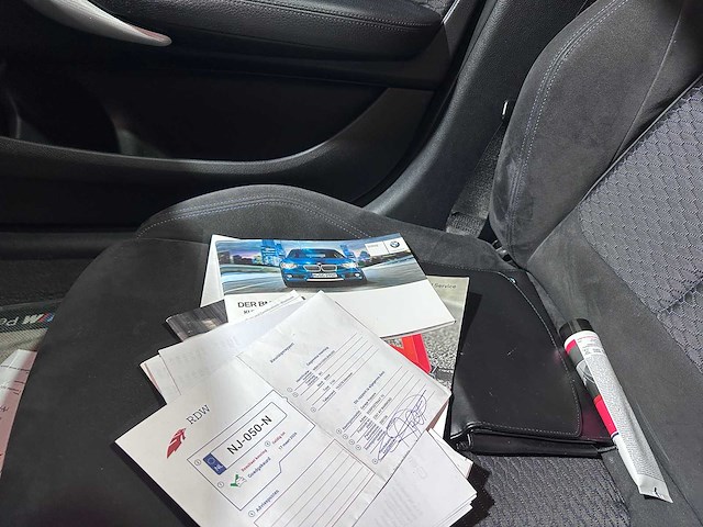 Bmw - 1-serie - 116i high executive automaat- nj-050-n- 2013 - afbeelding 7 van  15