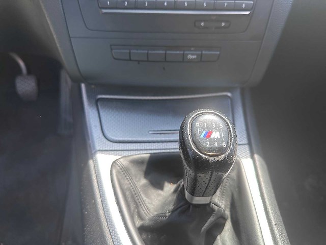 Bmw - 1-serie - 118i - 1-stk-79- 2008 - afbeelding 3 van  11