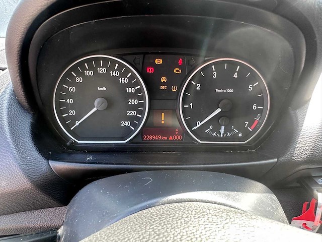 Bmw - 1-serie - 118i - 1-stk-79- 2008 - afbeelding 11 van  11