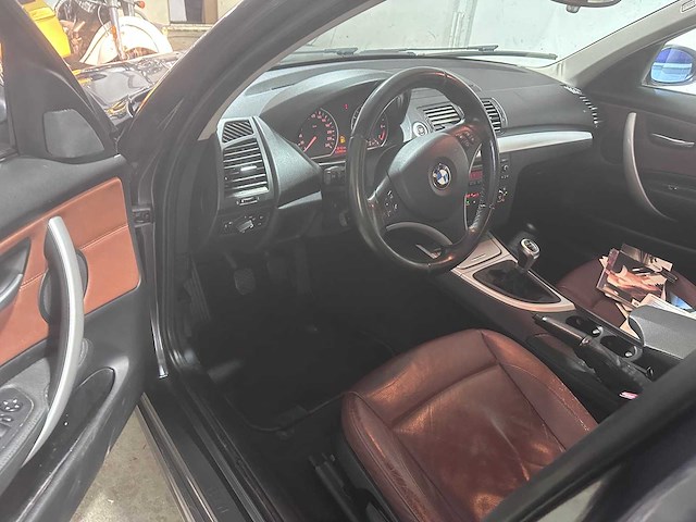Bmw - 1-serie - 118i - gg-401-f- 2008 - afbeelding 11 van  18