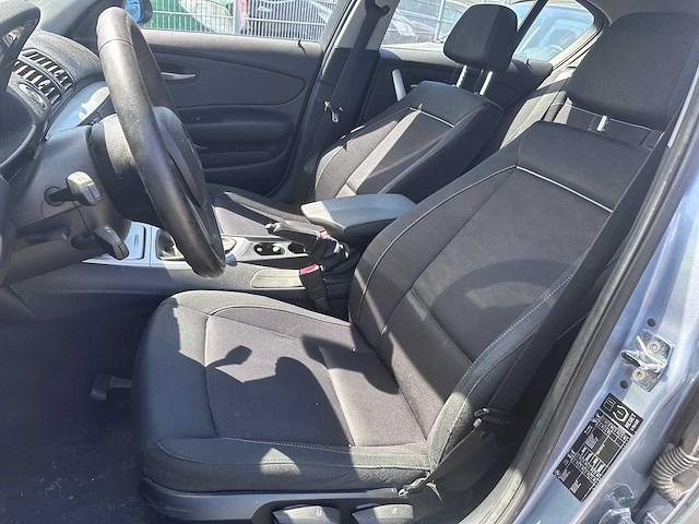 Bmw - 1-serie - 118i - l-004-zp- 2008 - afbeelding 1 van  9