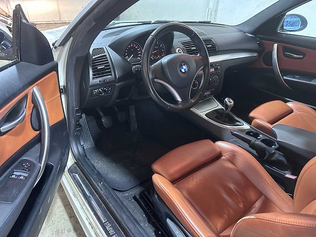Bmw - 1-serie - 118i business line - 75-xs-jt- 2007 - afbeelding 14 van  17