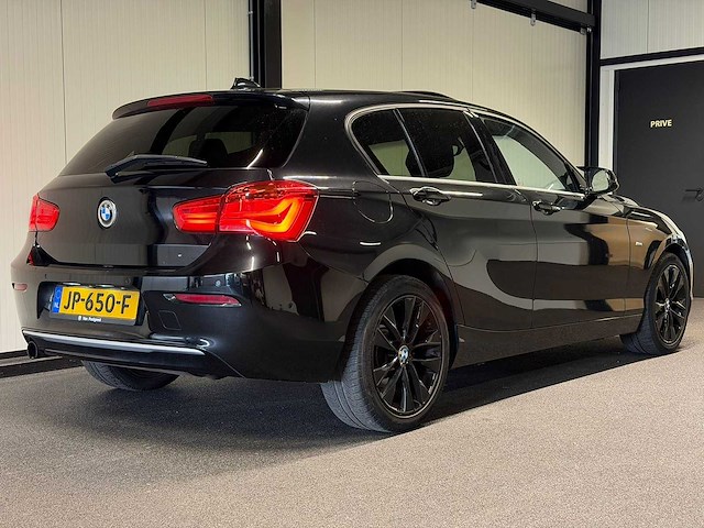 Bmw - 1-serie - 118i cent high exe 2016 jp-650-f iaw - afbeelding 17 van  24