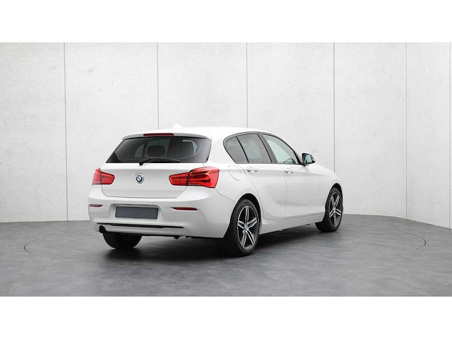 Bmw - 1-serie - 118i ede c. sport - 2015 - hp-814-r - personenauto - afbeelding 9 van  14