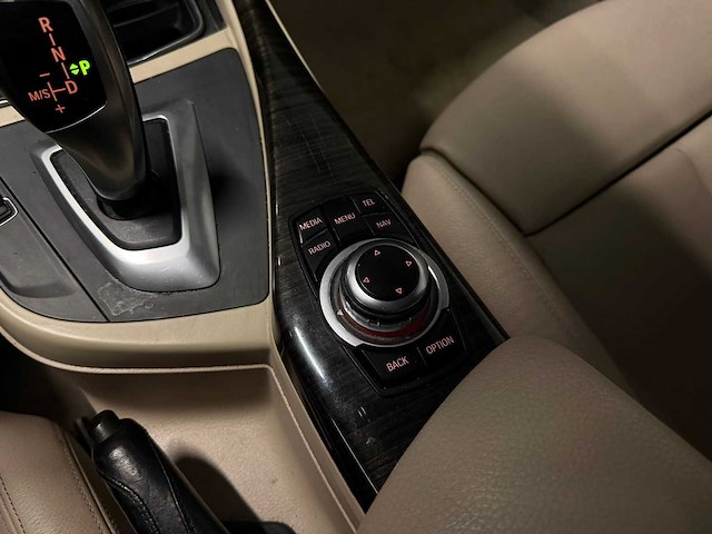 Bmw - 1-serie - 118i high executive - k-342-zv - 2013 iaw - afbeelding 19 van  25