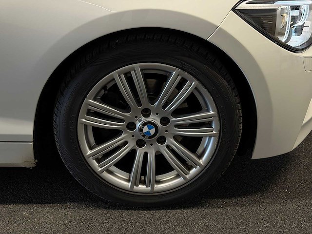 Bmw - 1-serie - 118i high executive - k-342-zv - 2013 iaw - afbeelding 24 van  25