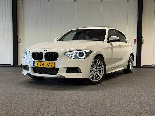 Bmw - 1-serie - 118i high executive - k-342-zv - 2013 iaw - afbeelding 1 van  25