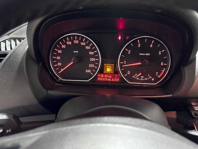 Bmw - 1-serie - 118i high executive - pf-013-g - afbeelding 2 van  20