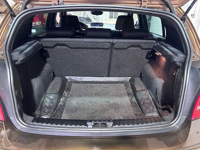 Bmw - 1-serie - 118i high executive - pf-013-g - afbeelding 9 van  20