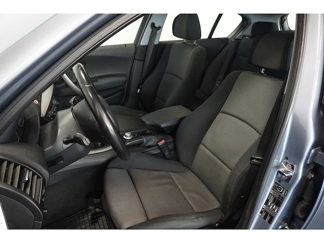 Bmw - 1-serie - 120i - car - afbeelding 6 van  20