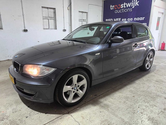 Bmw - 1-serie - 120i - t-106-kt- 2009 - afbeelding 1 van  11