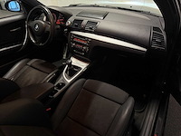 Bmw - 1-serie - 120i -6-zns-41 - 2007 iaw - afbeelding 2 van  16
