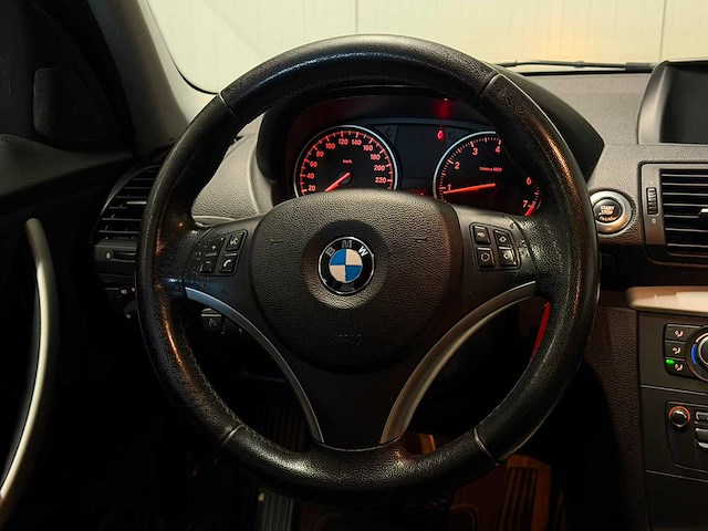 Bmw - 1-serie - 120i bns line ed. - 04-nnt-2 - 2010 iaw - afbeelding 3 van  10
