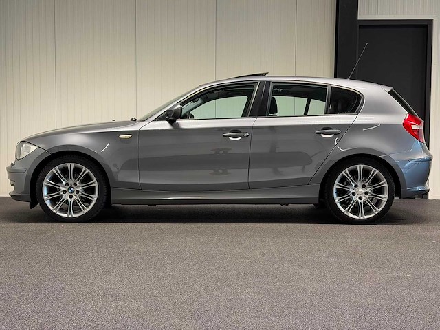 Bmw - 1-serie - 120i bns line ed. - 04-nnt-2 - 2010 iaw - afbeelding 10 van  10