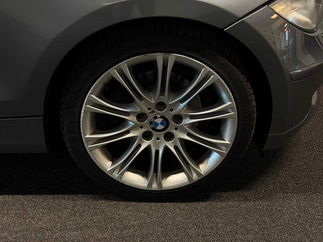 Bmw - 1-serie - 120i bns line ed. - 04-nnt-2 - 2010 iaw - afbeelding 14 van  22