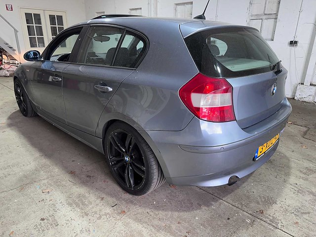 Bmw - 1-serie - 120i executive - 3-xdz-45- 2004 - afbeelding 9 van  16