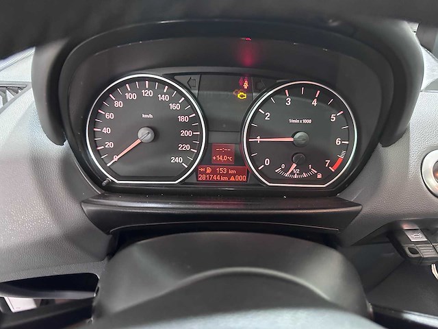 Bmw - 1-serie - 120i executive - 3-xdz-45- 2004 - afbeelding 16 van  16