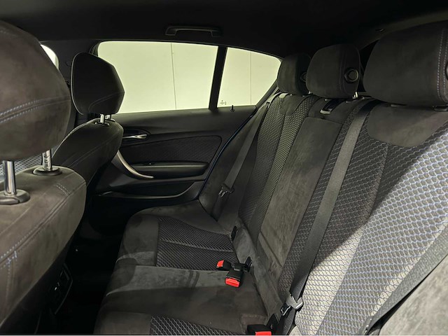 Bmw - 1-serie - m 135 i - personenauto - 2013 - afbeelding 13 van  17