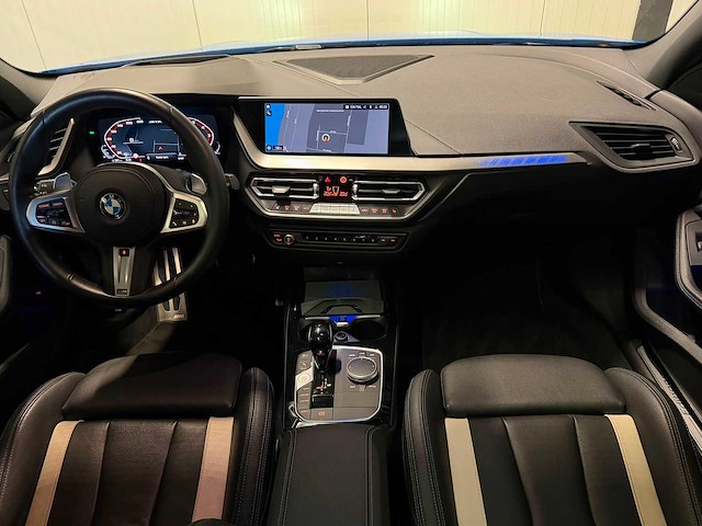 Bmw - 1-serie - m135i xdrive - s-323-kp- 2023 iaw - afbeelding 17 van  30