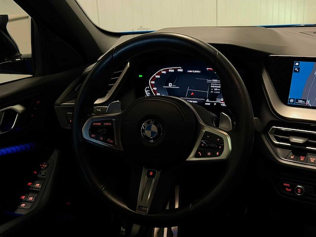 Bmw - 1-serie - m135i xdrive - s-323-kp- 2023 iaw - afbeelding 18 van  30